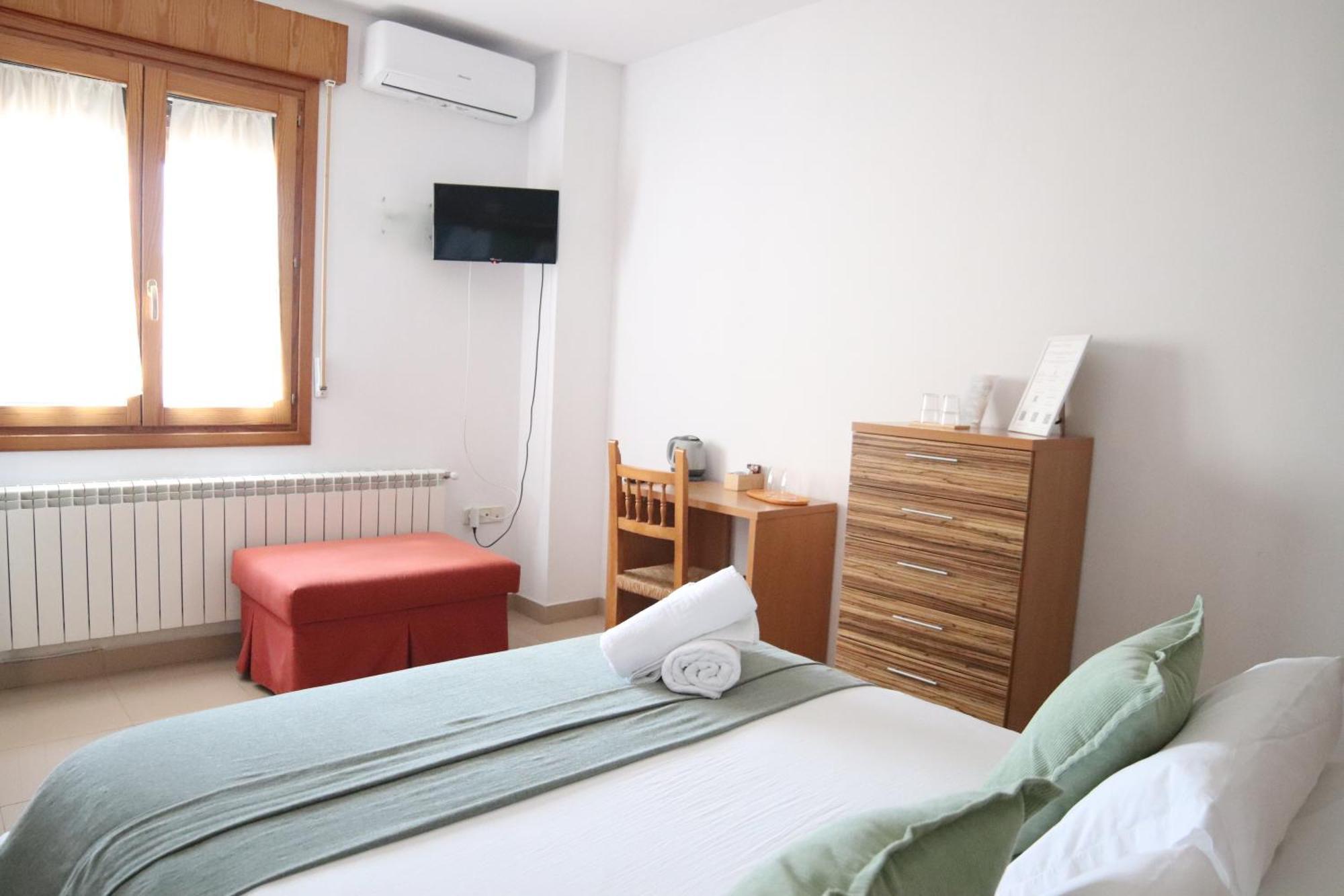 Hostal-Casa Rural Rosa-Nonna Siguenza Ngoại thất bức ảnh