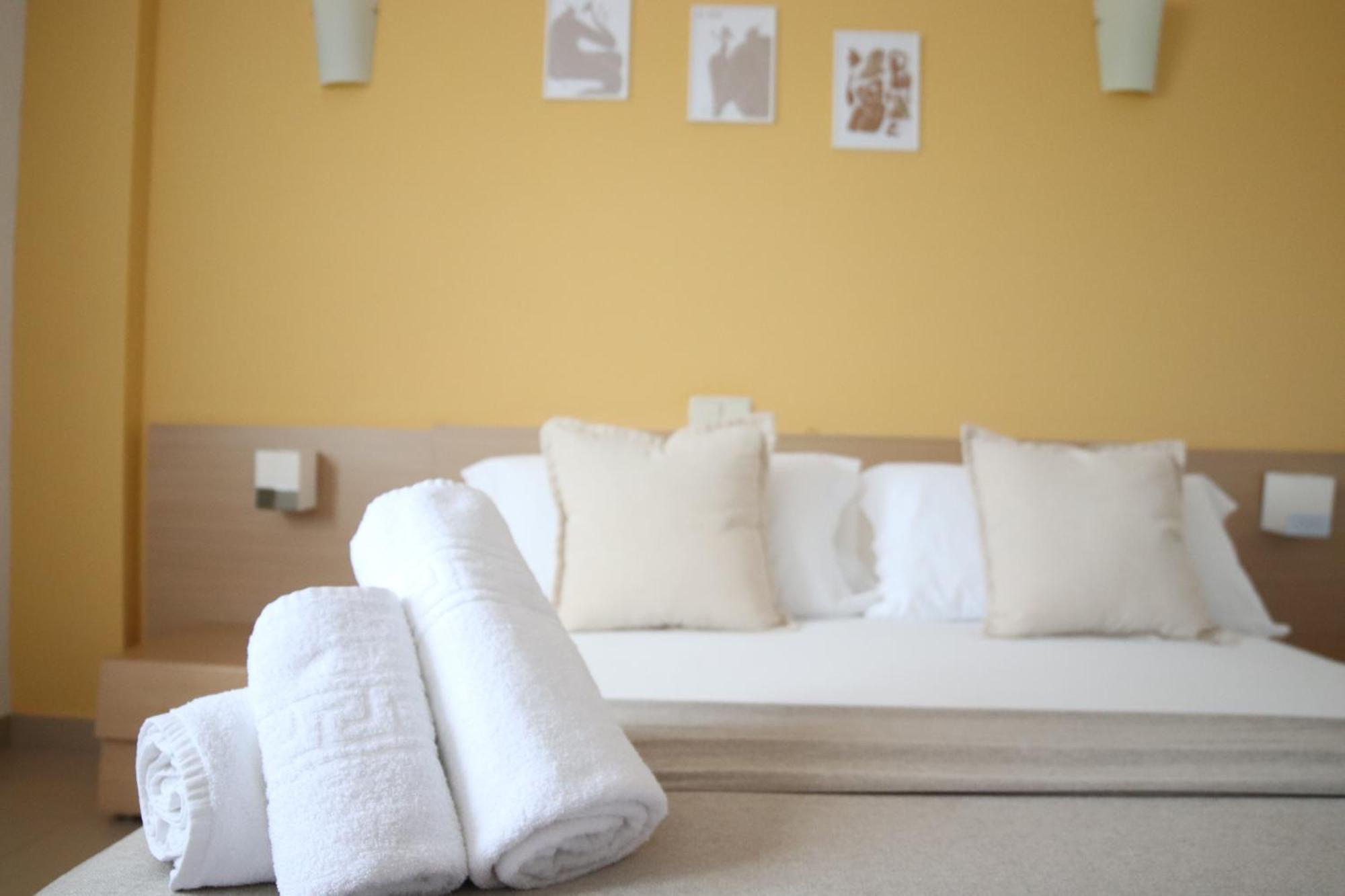 Hostal-Casa Rural Rosa-Nonna Siguenza Ngoại thất bức ảnh